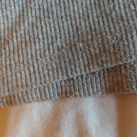 Grey Hollister crop top baby cami xs - Picture 4 of 4